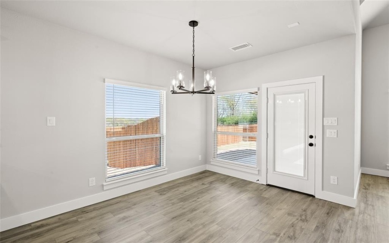 604 S Hidden Lakes Drive, DeSoto, TX 75115, 5 Habitaciones Habitaciones , ,5 BañosBaños,Residential,En Venta,604 S Hidden Lakes Drive,0,20874831