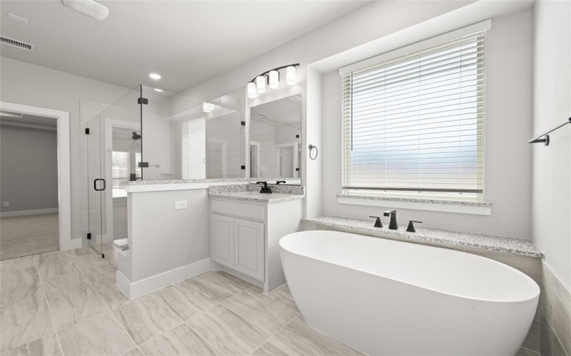 604 S Hidden Lakes Drive, DeSoto, TX 75115, 5 Habitaciones Habitaciones , ,5 BañosBaños,Residential,En Venta,604 S Hidden Lakes Drive,0,20874831