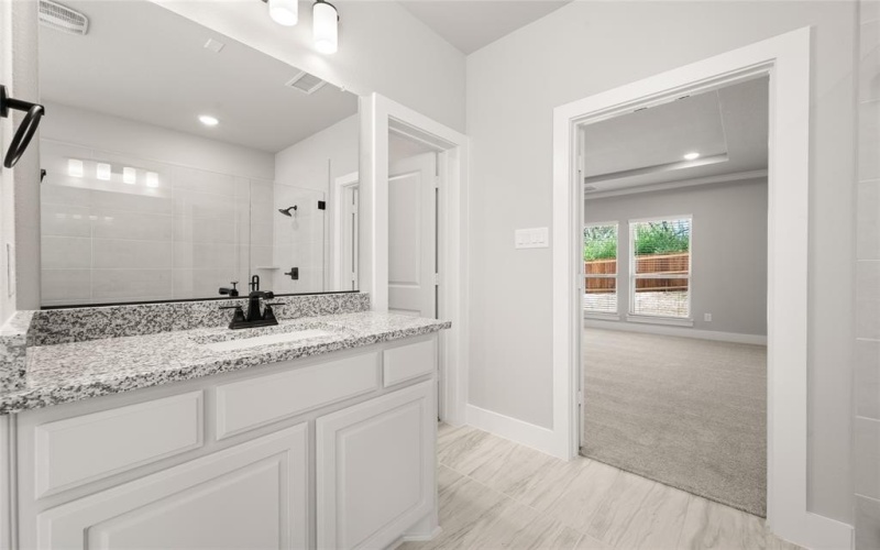 604 S Hidden Lakes Drive, DeSoto, TX 75115, 5 Habitaciones Habitaciones , ,5 BañosBaños,Residential,En Venta,604 S Hidden Lakes Drive,0,20874831