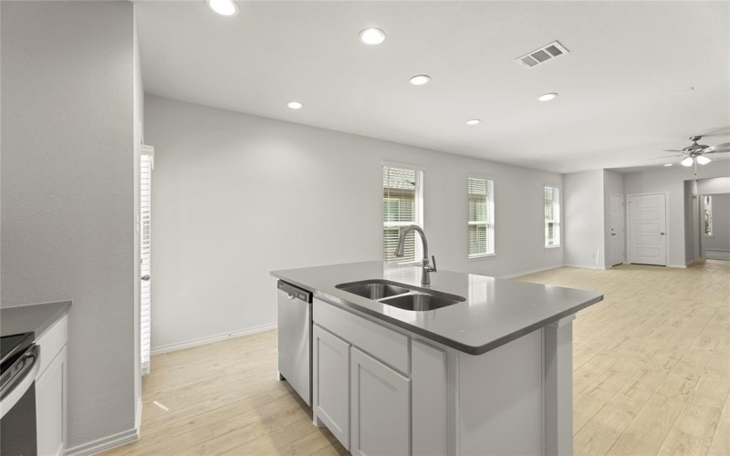 1701 Teton River Drive, Blue Ridge, TX 75424, 3 Bedrooms Bedrooms, ,2 BathroomsBathrooms,Residential,For Sale,1701 Teton River Drive,20827598
