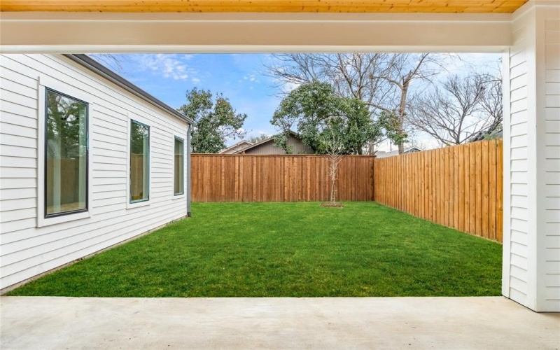 2414 Grigsby Avenue, Dallas, TX 75204, 4 Habitaciones Habitaciones , ,3 BañosBaños,Residential,En Venta,2414 Grigsby Avenue,20837343