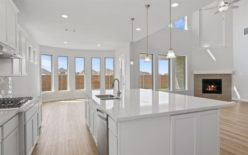 712 Bridle Path, Aubrey, TX 76227, 4 Habitaciones Habitaciones , ,3 BañosBaños,Residential,En Venta,712 Bridle Path,20834362