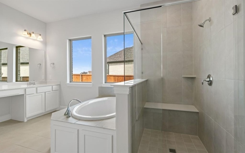 712 Bridle Path, Aubrey, TX 76227, 4 Habitaciones Habitaciones , ,3 BañosBaños,Residential,En Venta,712 Bridle Path,20834362