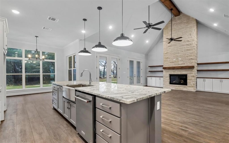3702 Dry Creek Road, Granbury, TX 76049, 3 Bedrooms Bedrooms, ,3 BathroomsBathrooms,Residential,For Sale,3702 Dry Creek Road,20819457