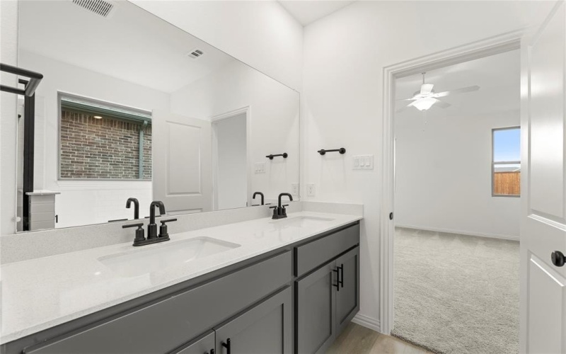 1905 Bobbin Mill, Forney, TX 75126, 3 Bedrooms Bedrooms, ,2 BathroomsBathrooms,Residential,For Sale,1905 Bobbin Mill,20902184