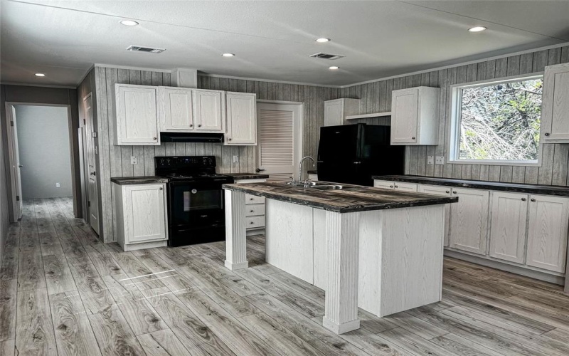 2723 Cypress Street, Granbury, TX 76048, 3 Bedrooms Bedrooms, ,2 BathroomsBathrooms,Residential,For Sale,2723 Cypress Street,20890772