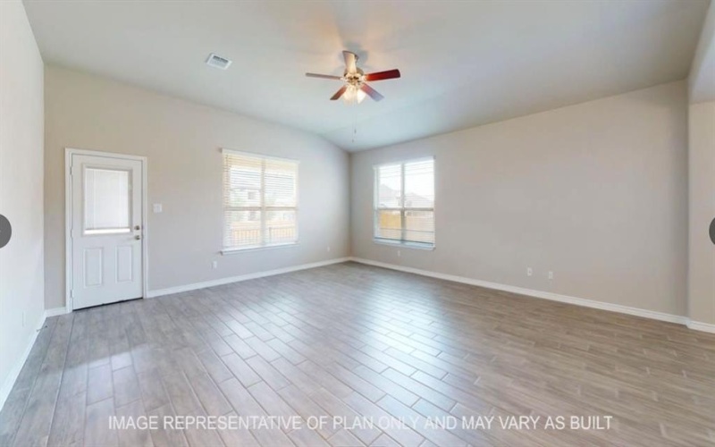 9909 Ridings Drive, Waco, TX 76708, 3 Bedrooms Bedrooms, ,2 BathroomsBathrooms,Residential,For Sale,9909 Ridings Drive,20898335