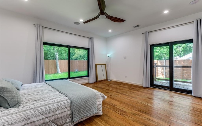 8803 Eustis Avenue, Dallas, TX 75218, 4 Habitaciones Habitaciones , ,5 BañosBaños,Residential,En Venta,8803 Eustis Avenue,20896276