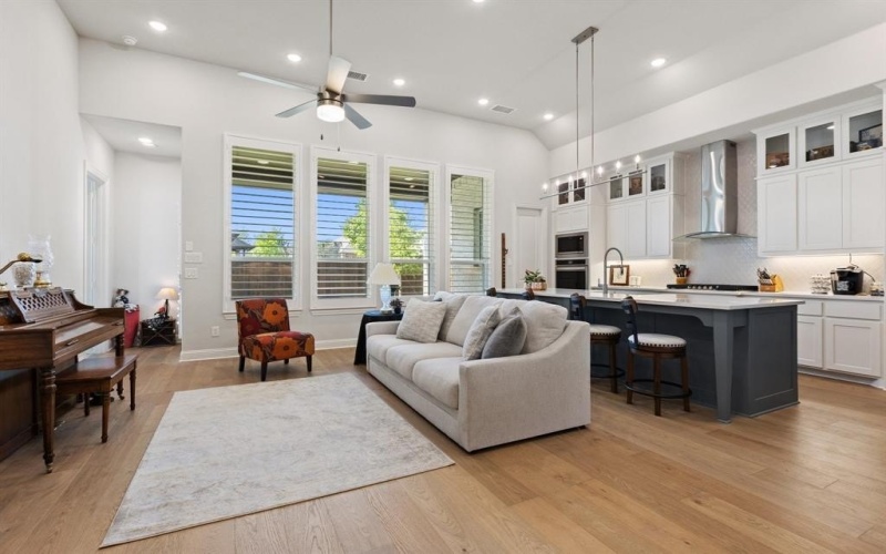 6225 Whitebrush Place, Fort Worth, TX 76123, 3 Habitaciones Habitaciones , ,2 BañosBaños,Residential,En Venta,6225 Whitebrush Place,0,20898424