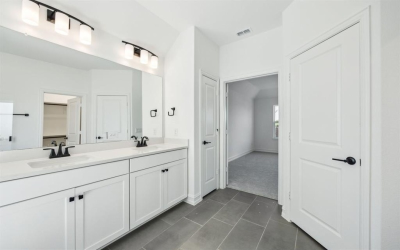 713 Carriage Hill Road, Midlothian, TX 76065, 4 Bedrooms Bedrooms, ,2 BathroomsBathrooms,Residential,For Sale,713 Carriage Hill Road,20891999