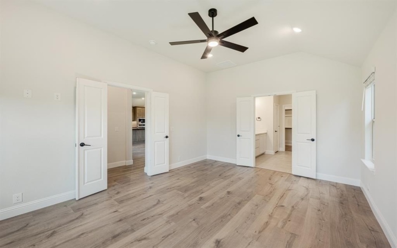 729 Seahawk Street, Joshua, TX 76058, 4 Bedrooms Bedrooms, ,3 BathroomsBathrooms,Residential,For Sale,729 Seahawk Street,20889620