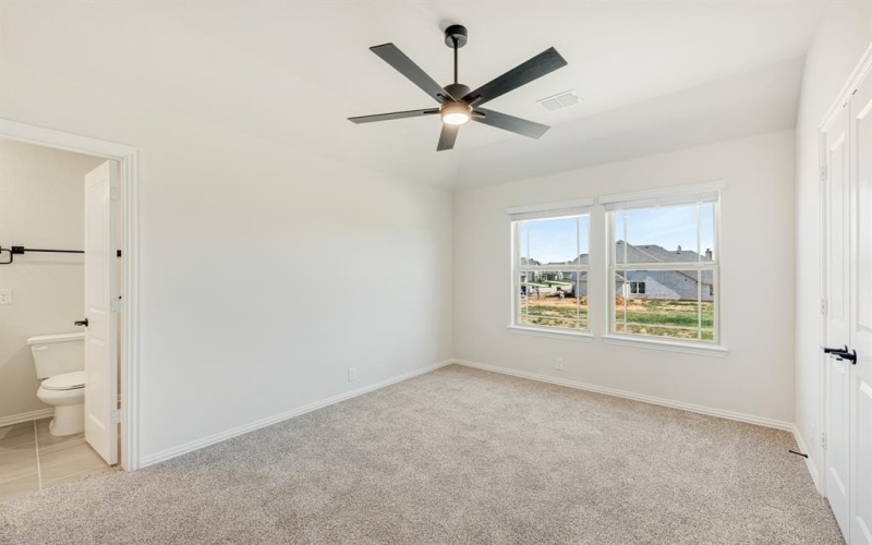 729 Seahawk Street, Joshua, TX 76058, 4 Bedrooms Bedrooms, ,3 BathroomsBathrooms,Residential,For Sale,729 Seahawk Street,20889620