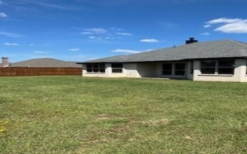 906 Maxine Drive, Athens, TX 75751, 4 Bedrooms Bedrooms, ,2 BathroomsBathrooms,Residential,For Sale,906 Maxine Drive,0,20897191