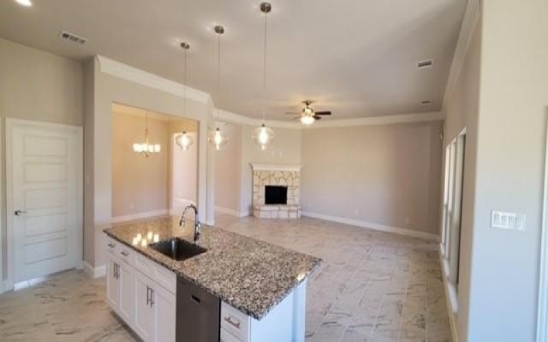 906 Maxine Drive, Athens, TX 75751, 4 Habitaciones Habitaciones , ,2 BañosBaños,Residential,En Venta,906 Maxine Drive,20897191
