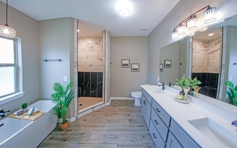 4230 Primrose Lane, Paris, TX 75462, 4 Bedrooms Bedrooms, ,3 BathroomsBathrooms,Residential,For Sale,4230 Primrose Lane,0,20918522