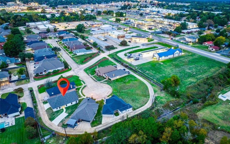 4230 Primrose Lane, Paris, TX 75462, 4 Bedrooms Bedrooms, ,3 BathroomsBathrooms,Residential,For Sale,4230 Primrose Lane,0,20918522