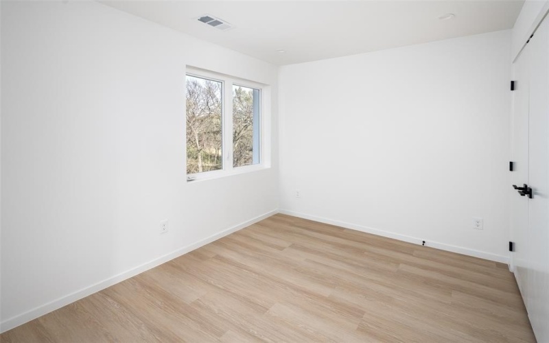 4811 Denton Drive #105, Dallas, TX 75235, 3 Habitaciones Habitaciones , ,3 BañosBaños,Residential,En Venta,4811 Denton Drive,20908903