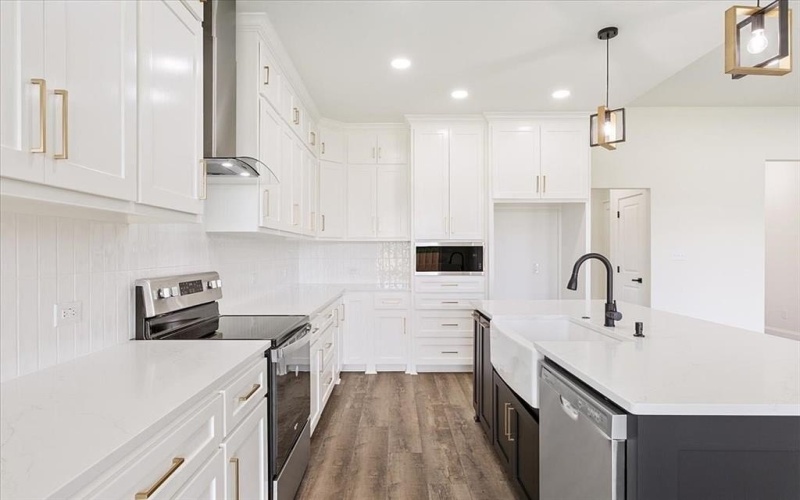 8008 Jubilee Road, Waco, TX 76708, 3 Bedrooms Bedrooms, ,2 BathroomsBathrooms,Residential,For Sale,8008 Jubilee Road,20909755