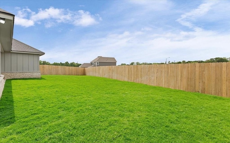 8008 Jubilee Road, Waco, TX 76708, 3 Bedrooms Bedrooms, ,2 BathroomsBathrooms,Residential,For Sale,8008 Jubilee Road,20909755
