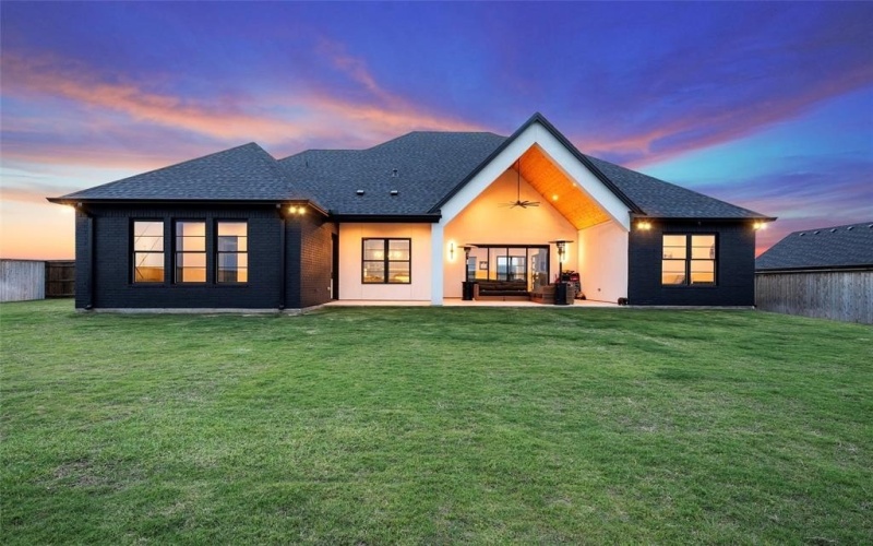 13001 Big Bend Boulevard, Woodway, TX 76712, 3 Bedrooms Bedrooms, ,3 BathroomsBathrooms,Residential,For Sale,13001 Big Bend Boulevard,20916590