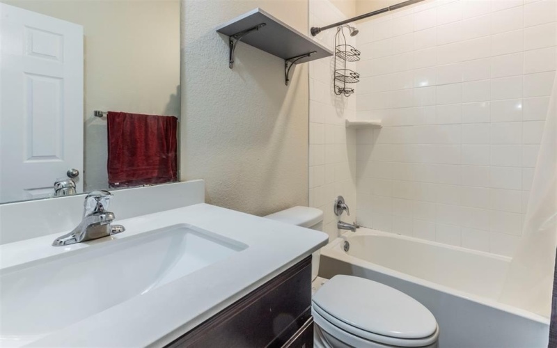 2904 Beutel Road, Waco, TX 76655, 5 Bedrooms Bedrooms, ,3 BathroomsBathrooms,Residential,For Sale,2904 Beutel Road,20921948