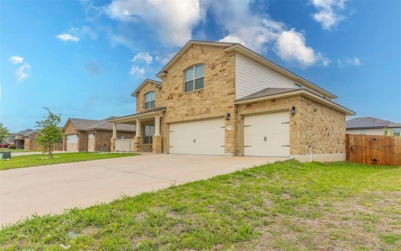 2904 Beutel Road, Waco, TX 76655, 5 Bedrooms Bedrooms, ,3 BathroomsBathrooms,Residential,For Sale,2904 Beutel Road,20921948