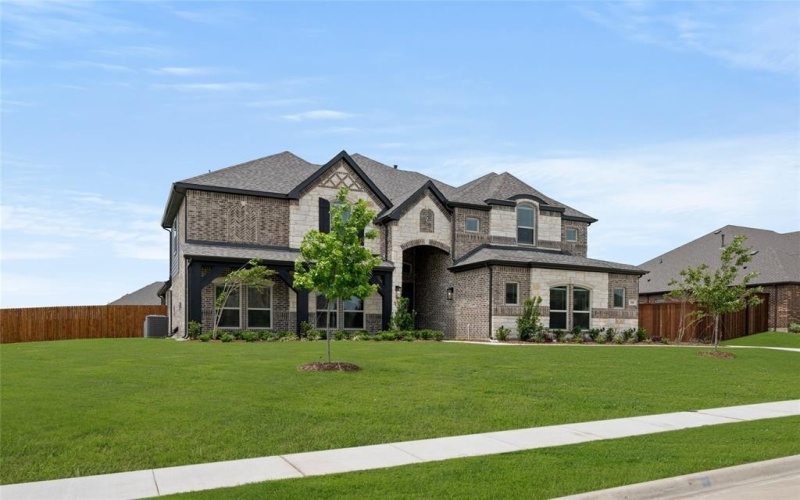 301 E Cheyenne Mountain Corner, Ovilla, TX 75154, 5 Bedrooms Bedrooms, ,3 BathroomsBathrooms,Residential,For Sale,301 E Cheyenne Mountain Corner,20911154