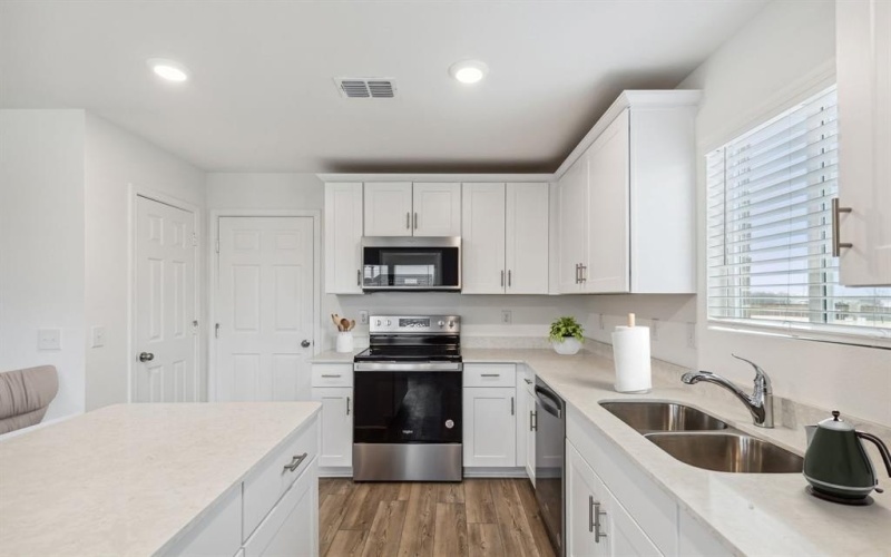 14156 Nullah Street, Pilot Point, TX 76258, 4 Bedrooms Bedrooms, ,2 BathroomsBathrooms,Residential,For Sale,14156 Nullah Street,20908545