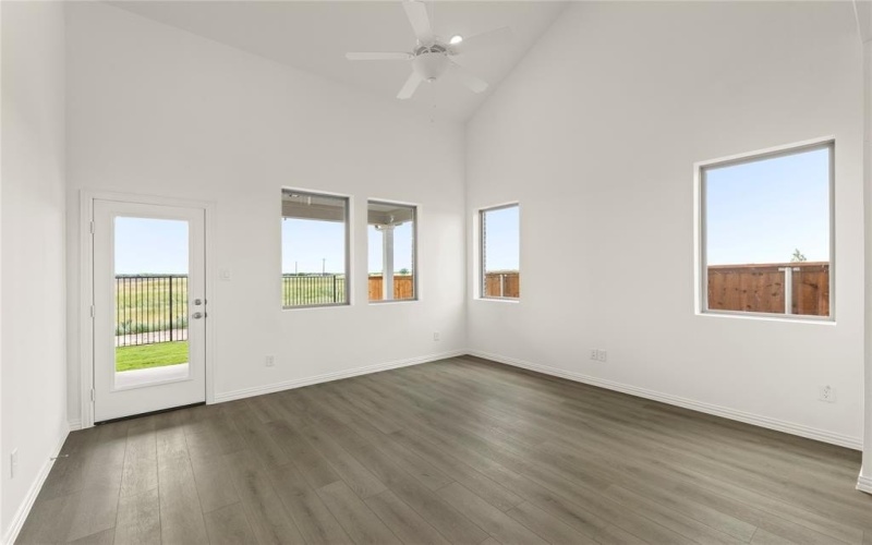 14102 Harden, Pilot Point, TX 76258, 5 Bedrooms Bedrooms, ,5 BathroomsBathrooms,Residential,For Sale,14102 Harden,20916531