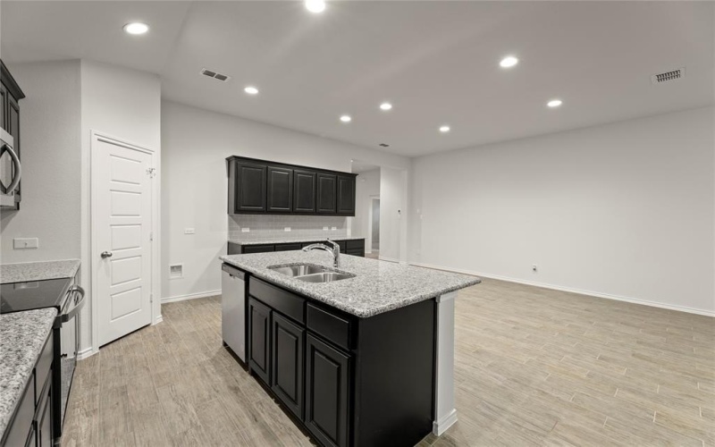 3290 Feller, Royse City, TX 75189, 4 Bedrooms Bedrooms, ,2 BathroomsBathrooms,Residential,For Sale,3290 Feller,20910163