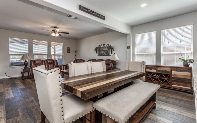 3236 Camden Creek, Krum, TX 76249, 4 Bedrooms Bedrooms, ,2 BathroomsBathrooms,Residential,For Sale,3236 Camden Creek,20907869