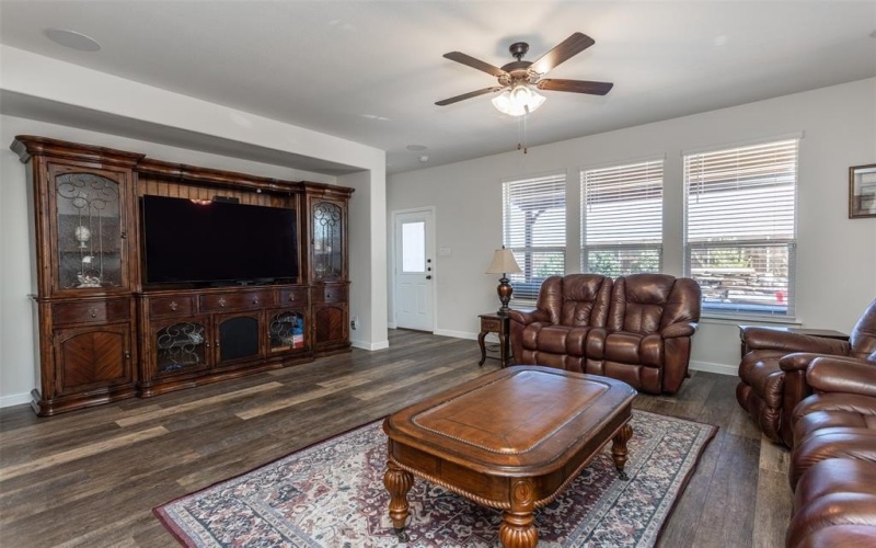 3236 Camden Creek, Krum, TX 76249, 4 Bedrooms Bedrooms, ,2 BathroomsBathrooms,Residential,For Sale,3236 Camden Creek,20907869