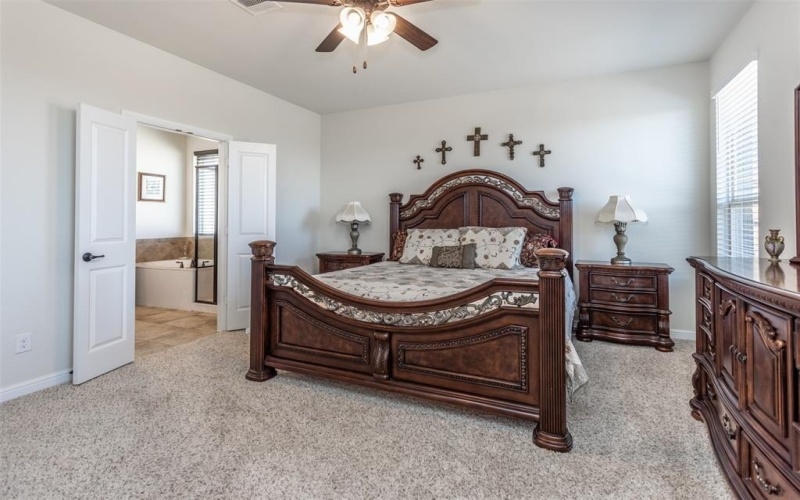 3236 Camden Creek, Krum, TX 76249, 4 Bedrooms Bedrooms, ,2 BathroomsBathrooms,Residential,For Sale,3236 Camden Creek,20907869
