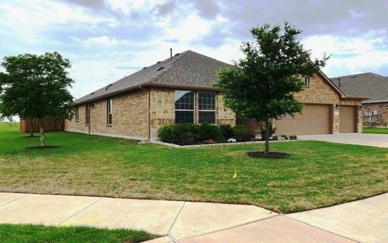 3236 Camden Creek, Krum, TX 76249, 4 Bedrooms Bedrooms, ,2 BathroomsBathrooms,Residential,For Sale,3236 Camden Creek,20907869