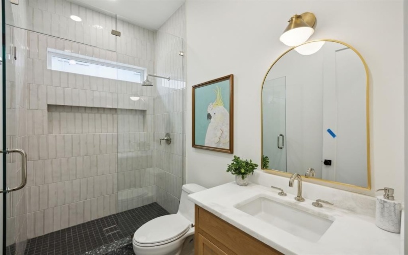 6240 Richmond Avenue, Dallas, TX 75214, 5 Bedrooms Bedrooms, ,6 BathroomsBathrooms,Residential,For Sale,6240 Richmond Avenue,20922025