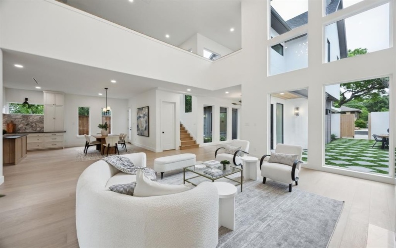 6240 Richmond Avenue, Dallas, TX 75214, 5 Bedrooms Bedrooms, ,6 BathroomsBathrooms,Residential,For Sale,6240 Richmond Avenue,20922025