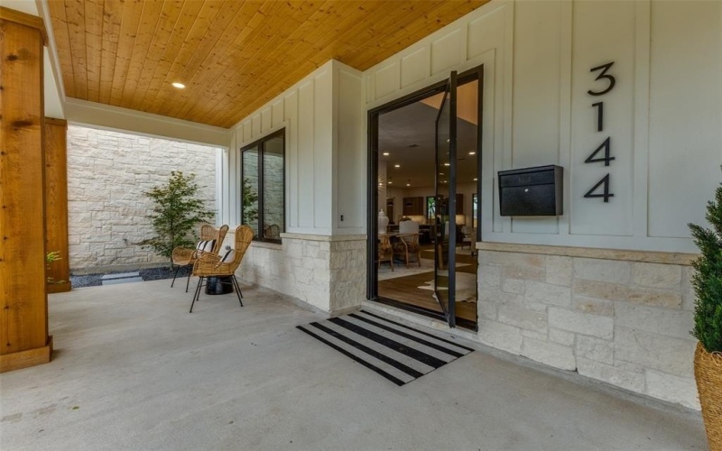 3144 La Kenta Circle, Farmers Branch, TX 75234, 5 Bedrooms Bedrooms, ,6 BathroomsBathrooms,Residential,For Sale,3144 La Kenta Circle,20920252