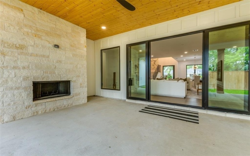 3144 La Kenta Circle, Farmers Branch, TX 75234, 5 Bedrooms Bedrooms, ,6 BathroomsBathrooms,Residential,For Sale,3144 La Kenta Circle,20920252