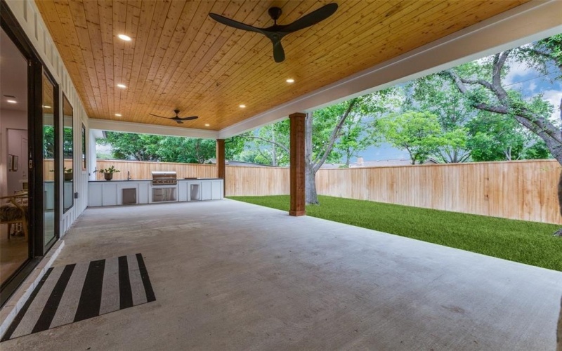 3144 La Kenta Circle, Farmers Branch, TX 75234, 5 Bedrooms Bedrooms, ,6 BathroomsBathrooms,Residential,For Sale,3144 La Kenta Circle,20920252