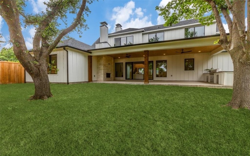 3144 La Kenta Circle, Farmers Branch, TX 75234, 5 Bedrooms Bedrooms, ,6 BathroomsBathrooms,Residential,For Sale,3144 La Kenta Circle,20920252