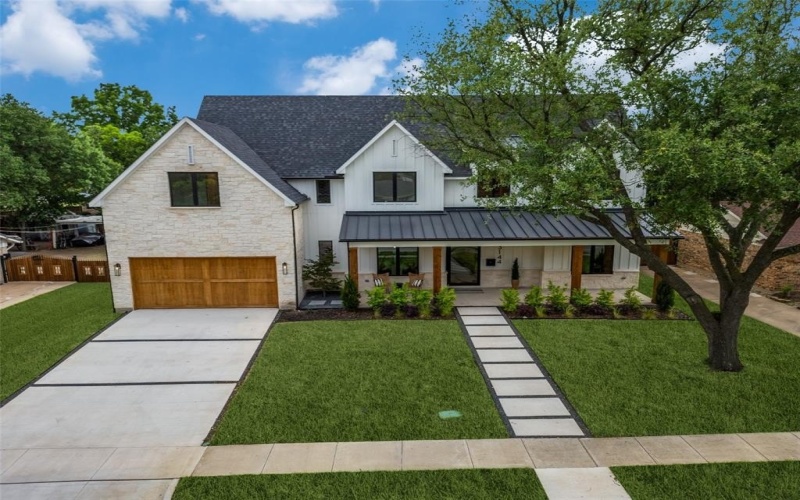 3144 La Kenta Circle, Farmers Branch, TX 75234, 5 Bedrooms Bedrooms, ,6 BathroomsBathrooms,Residential,For Sale,3144 La Kenta Circle,20920252
