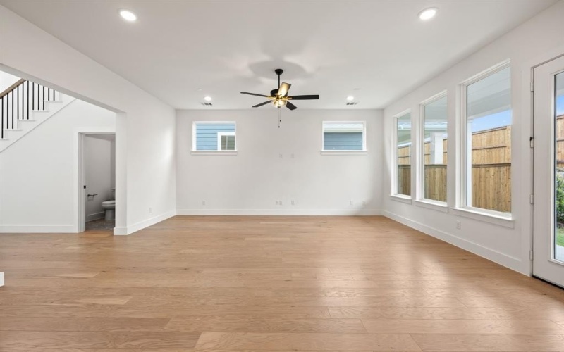 300 Chestnut Street, Celina, TX 75009, 3 Habitaciones Habitaciones , ,2 BañosBaños,Residential,En Venta,300 Chestnut Street,20933297
