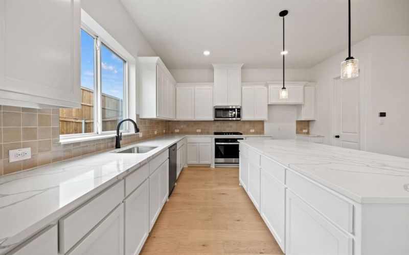300 Chestnut Street, Celina, TX 75009, 3 Habitaciones Habitaciones , ,2 BañosBaños,Residential,En Venta,300 Chestnut Street,20933297
