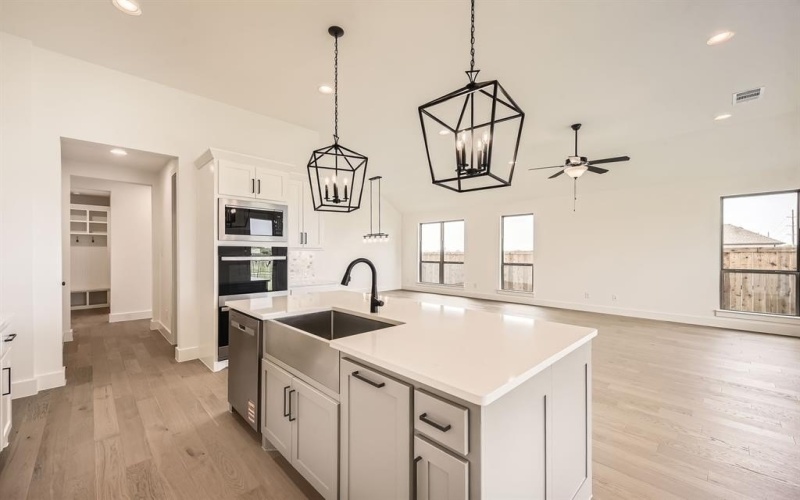 11621 Wulstone Place, Fort Worth, TX 76052, 4 Habitaciones Habitaciones , ,3 BañosBaños,Residential,En Venta,11621 Wulstone Place,20933347