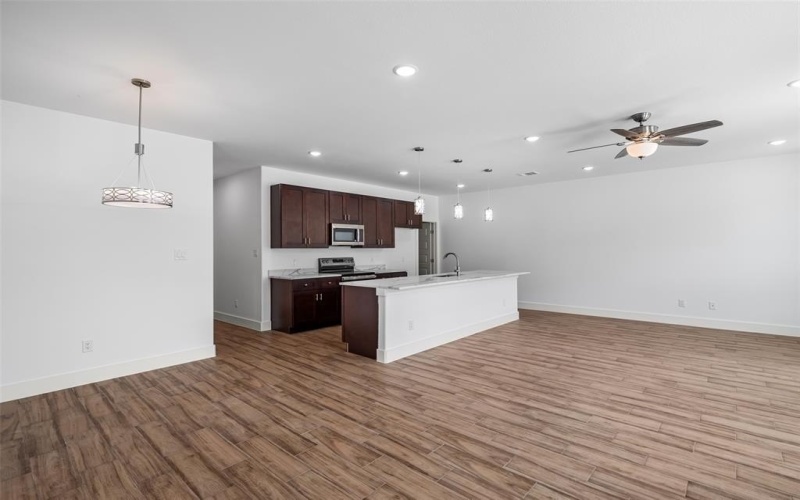 5603 Van Horn Drive, Granbury, TX 76048, 3 Bedrooms Bedrooms, ,2 BathroomsBathrooms,Residential,For Sale,5603 Van Horn Drive,20933700
