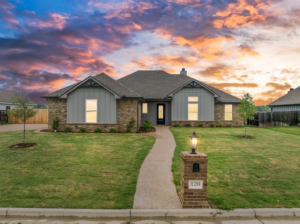 120 Water View Lane, Robinson, TX 76706, 4 Bedrooms Bedrooms, ,2 BathroomsBathrooms,Residential,For Sale,120 Water View Lane,20927881