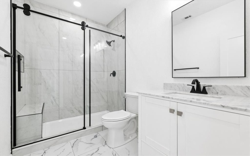 808 E Pecan Avenue, Waco, TX 76704, 3 Habitaciones Habitaciones , ,2 BañosBaños,Residential,En Venta,808 E Pecan Avenue,20933350