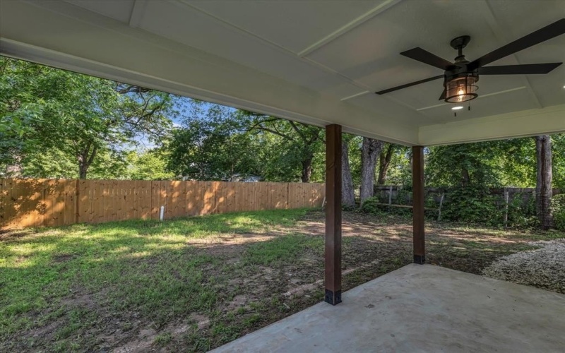 808 E Pecan Avenue, Waco, TX 76704, 3 Habitaciones Habitaciones , ,2 BañosBaños,Residential,En Venta,808 E Pecan Avenue,20933350