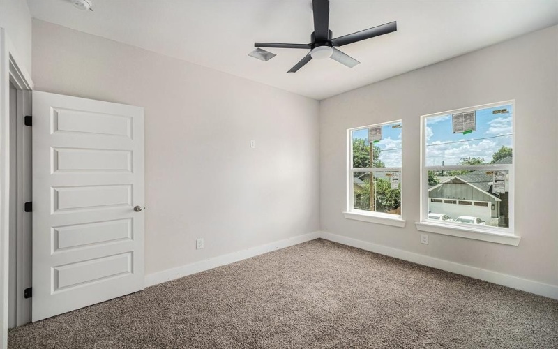 2705 12th Street, Fort Worth, TX 76111, 3 Habitaciones Habitaciones , ,3 BañosBaños,Residential,En Venta,2705 12th Street,0,20927365