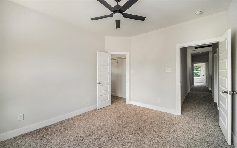 2705 12th Street, Fort Worth, TX 76111, 3 Habitaciones Habitaciones , ,3 BañosBaños,Residential,En Venta,2705 12th Street,0,20927365